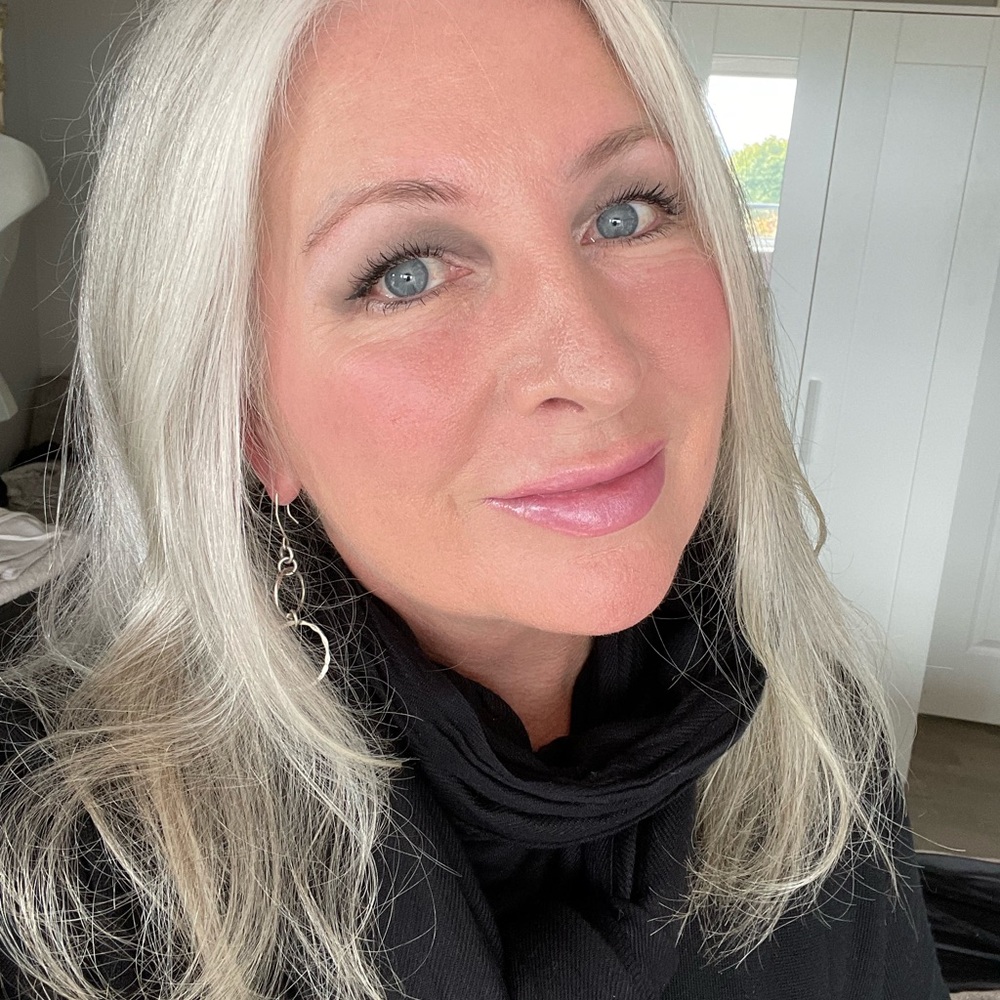 Meet your Posher, Lynne